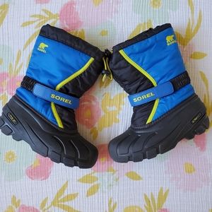💙💛Boy Youth Sorel Snow Boots